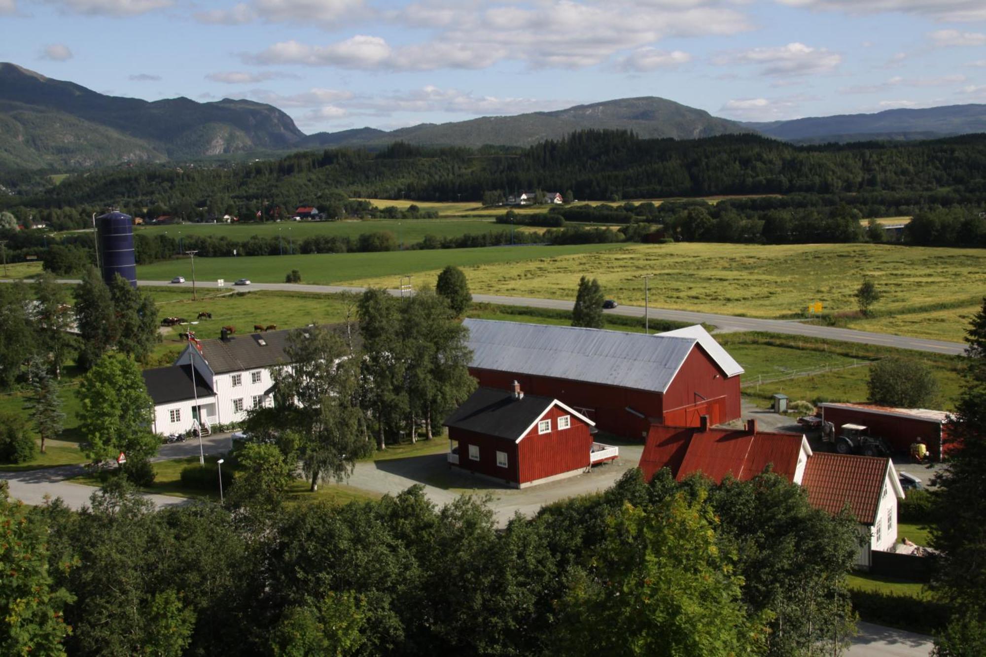 Grong Gard Guesthouse Exterior photo